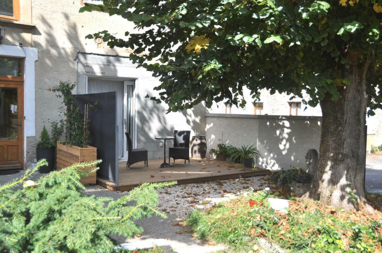 Le 505 Saint-Jean-d'Avelanne Exterior foto